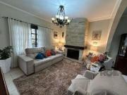 Casa / Sobrado para Venda em Porto Alegre/RS Medianeira...