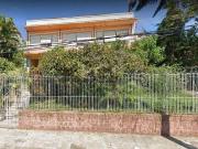 Casa / Sobrado para Venda em Porto Alegre/RS Medianeira...