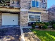 Casa / Sobrado para Venda em Porto Alegre/RS Medianeira...