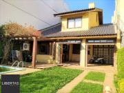 Casa / Sobrado para Venda em Porto Alegre/RS Menino Deus...