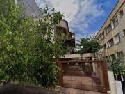 Casa / Sobrado para Venda em Porto Alegre/RS Menino Deus...