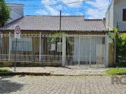 Casa / Sobrado para Venda em Porto Alegre/RS Nonoai 3...