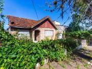 Casa / Sobrado para Venda em Porto Alegre/RS Nonoai 3...