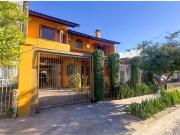 Casa / Sobrado para Venda em Porto Alegre/RS Partenon 4...