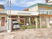 Casa / Sobrado para Venda em Porto Alegre/RS Partenon 4...