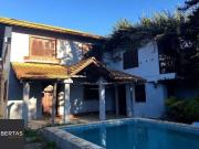 Casa / Sobrado para Venda em Porto Alegre/RS Partenon 4...