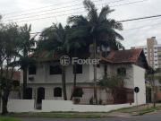 Casa / Sobrado para Venda em Porto Alegre/RS Partenon 6...