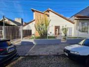 Casa / Sobrado para Venda em Porto Alegre/RS Partenon 6...