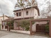 Casa / Sobrado para Venda em Porto Alegre/RS Passo da...