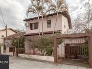 Casa / Sobrado para Venda em Porto Alegre/RS Passo da...