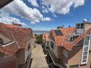 Casa / Sobrado para Venda em Porto Alegre/RS Pedra...