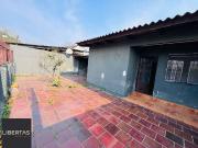 Casa / Sobrado para Venda em Porto Alegre/RS Restinga 3...