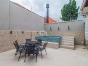 Casa / Sobrado para Venda em Porto Alegre/RS São João 3...