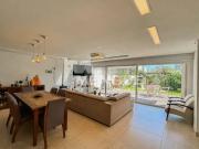 Casa / Sobrado para Venda em Porto Alegre/RS São...