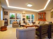 Casa / Sobrado para Venda em Porto Alegre/RS São...