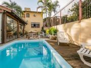 Casa / Sobrado para Venda em Porto Alegre/RS Santa...