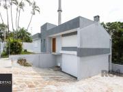 Casa / Sobrado para Venda em Porto Alegre/RS Santa...