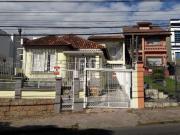 Casa / Sobrado para Venda em Porto Alegre/RS Santa...