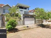 Casa / Sobrado para Venda em Porto Alegre/RS Santa...