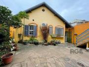 Casa / Sobrado para Venda em Porto Alegre/RS Santa...