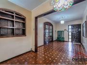 Casa / Sobrado para Venda em Porto Alegre/RS Santa...