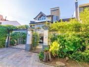 Casa / Sobrado para Venda em Porto Alegre/RS Santa...