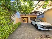 Casa / Sobrado para Venda em Porto Alegre/RS Santana 3...