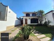 Casa / Sobrado para Venda em Porto Alegre/RS Santana 5...