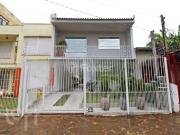 Casa / Sobrado para Venda em Porto Alegre/RS Santo...