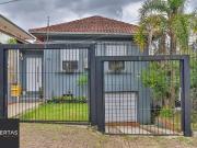 Casa / Sobrado para Venda em Porto Alegre/RS Santo...