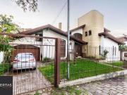 Casa / Sobrado para Venda em Porto Alegre/RS Santo...