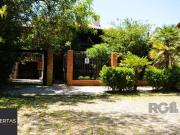 Casa / Sobrado para Venda em Porto Alegre/RS Serraria 3...