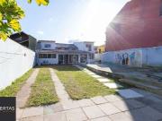 Casa / Sobrado para Venda em Porto Alegre/RS Serraria 4...
