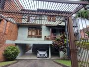 Casa / Sobrado para Venda em Porto Alegre/RS Teresópolis...