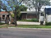 Casa / Sobrado para Venda em Porto Alegre/RS Três...