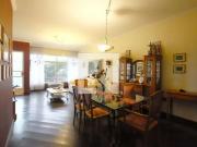 Casa / Sobrado para Venda em Porto Alegre/RS Três...