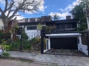 Casa / Sobrado para Venda em Porto Alegre/RS Três...