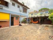 Casa / Sobrado para Venda em Porto Alegre/RS Três...