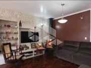 Casa / Sobrado para Venda em Porto Alegre/RS Três...