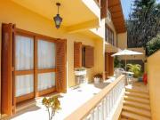 Casa / Sobrado para Venda em Porto Alegre/RS Tristeza 3...