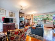 Casa / Sobrado para Venda em Porto Alegre/RS Tristeza 3...