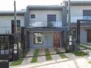 Casa / Sobrado para Venda em Porto Alegre/RS Tristeza 3...