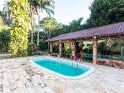 Casa / Sobrado para Venda em Porto Alegre/RS Tristeza 4...