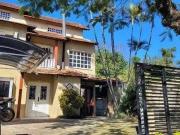 Casa / Sobrado para Venda em Porto Alegre/RS Tristeza 4...