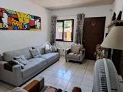Casa / Sobrado para Venda em Porto Alegre/RS Tristeza 4...