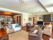 Casa / Sobrado para Venda em Porto Alegre/RS Vila...