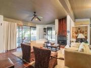 Casa / Sobrado para Venda em Porto Alegre/RS Vila...