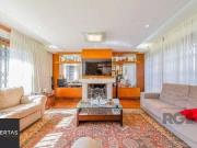 Casa / Sobrado para Venda em Porto Alegre/RS Vila...