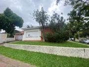 Casa / Sobrado para Venda em Porto Alegre/RS Vila...