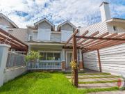 Casa / Sobrado para Venda em Porto Alegre/RS Vila...